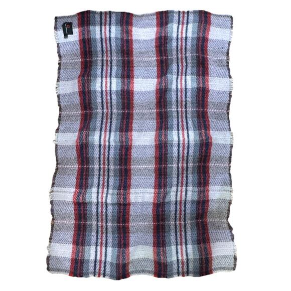 45X33 English Heritage 100% Wool Fringed Plaid Blanket Blue Red Gray Throw - Picture 6 of 6